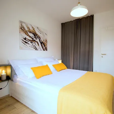 Nikola Apartamento Split